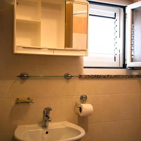 Apartmaji Paliska B Apartamento Izola